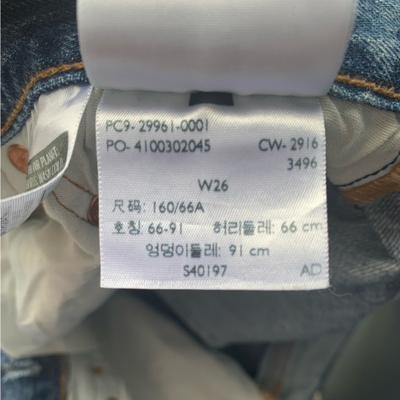 Levi’s 501 shorts. Size 26 - Picture 7 of 8